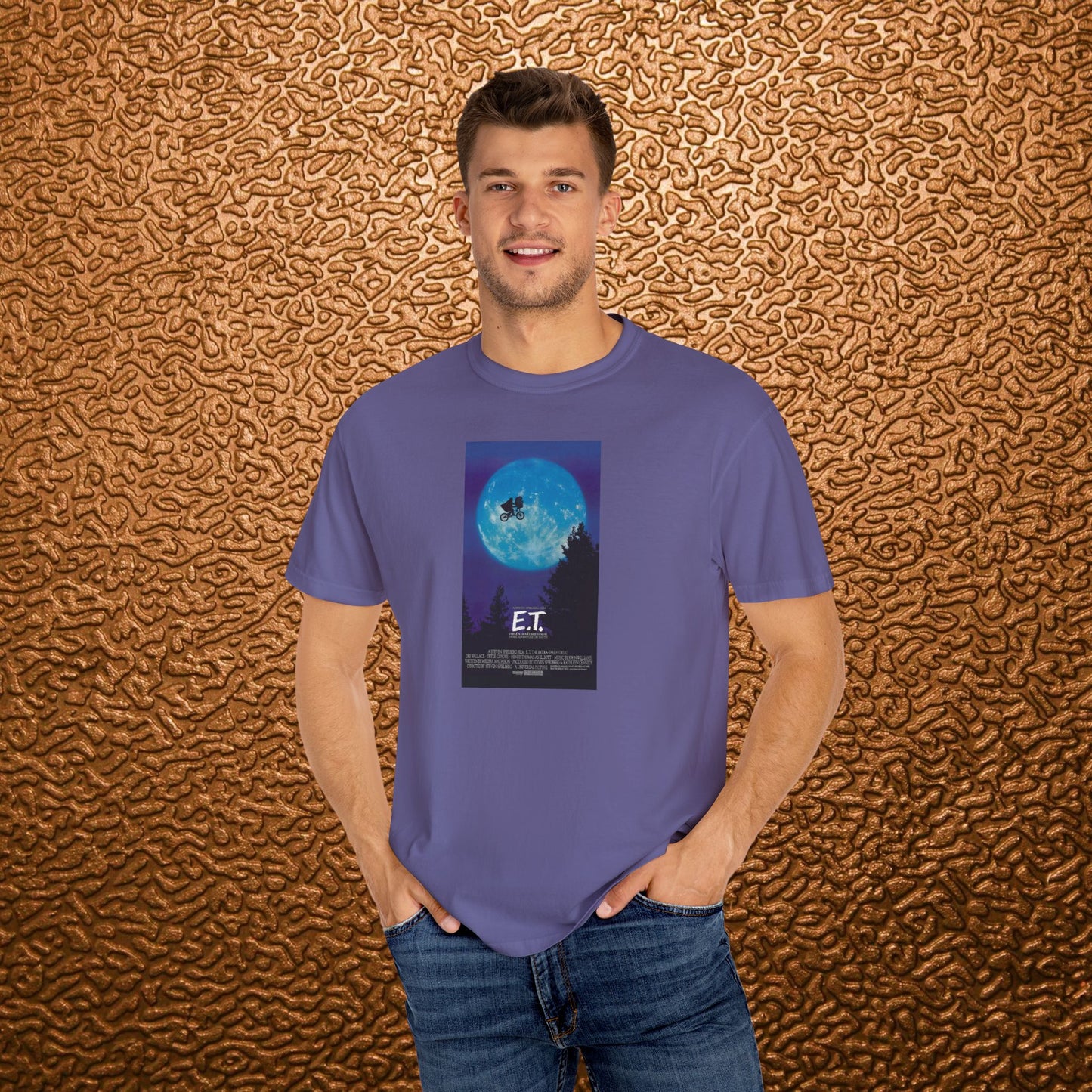 E.T. Movie Poster - Unisex Garment-Dyed T-shirt