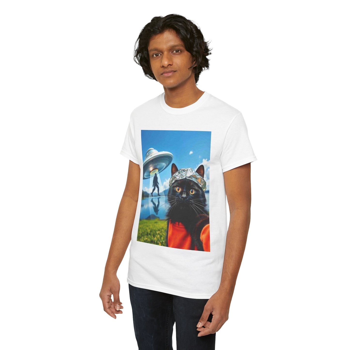 Tin Foil Cat 2 - Unisex Heavy Cotton Tee