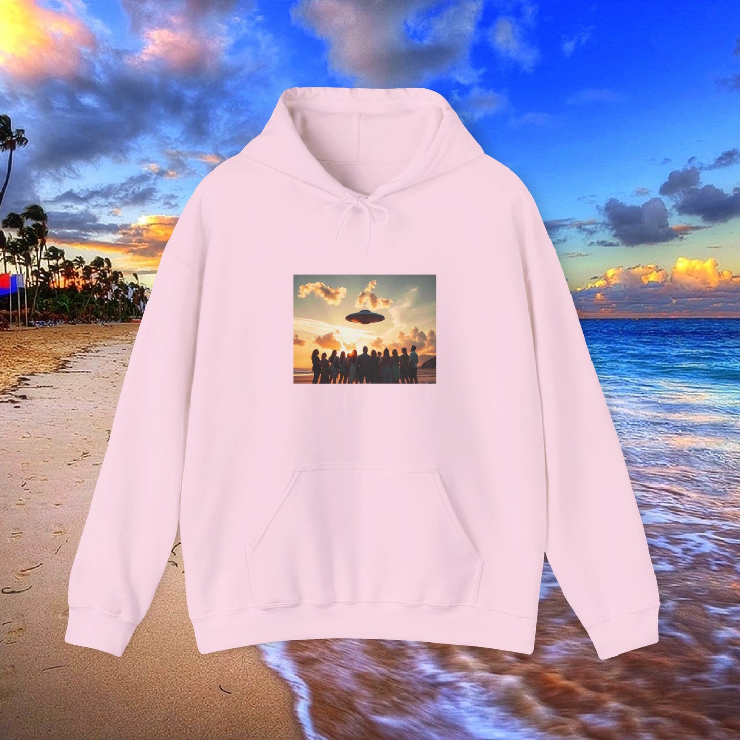 UFO on the Beach- Heavy Blend™ Hooded Sweatshirt